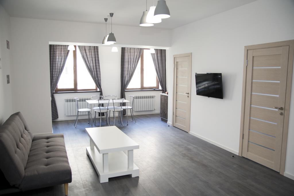 City Centre Apartments By Picnic Jerevan Buitenkant foto
